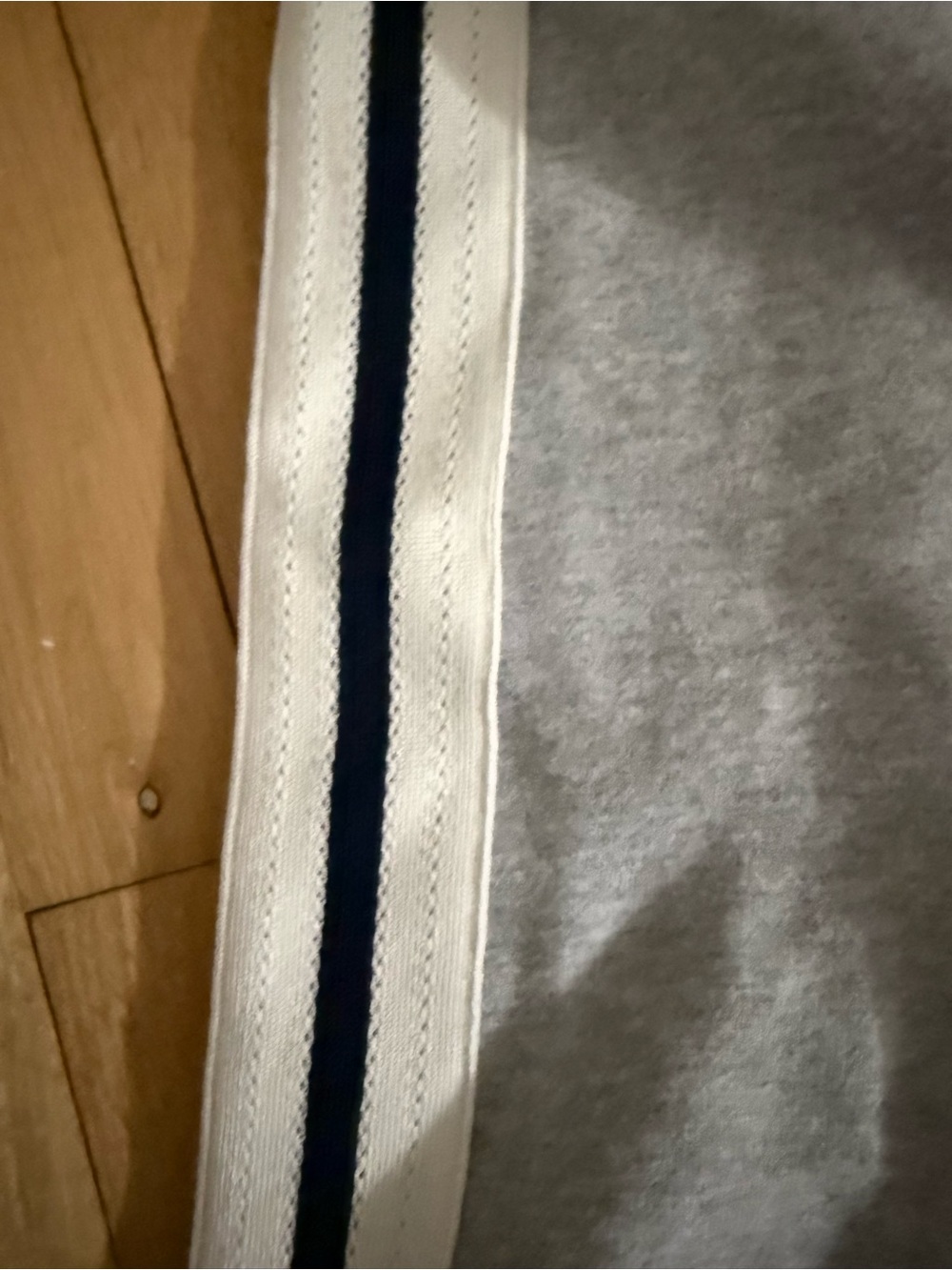 Aritzia Cozy Sweatfleece Perfect Hoodie - Picture 3 of 6